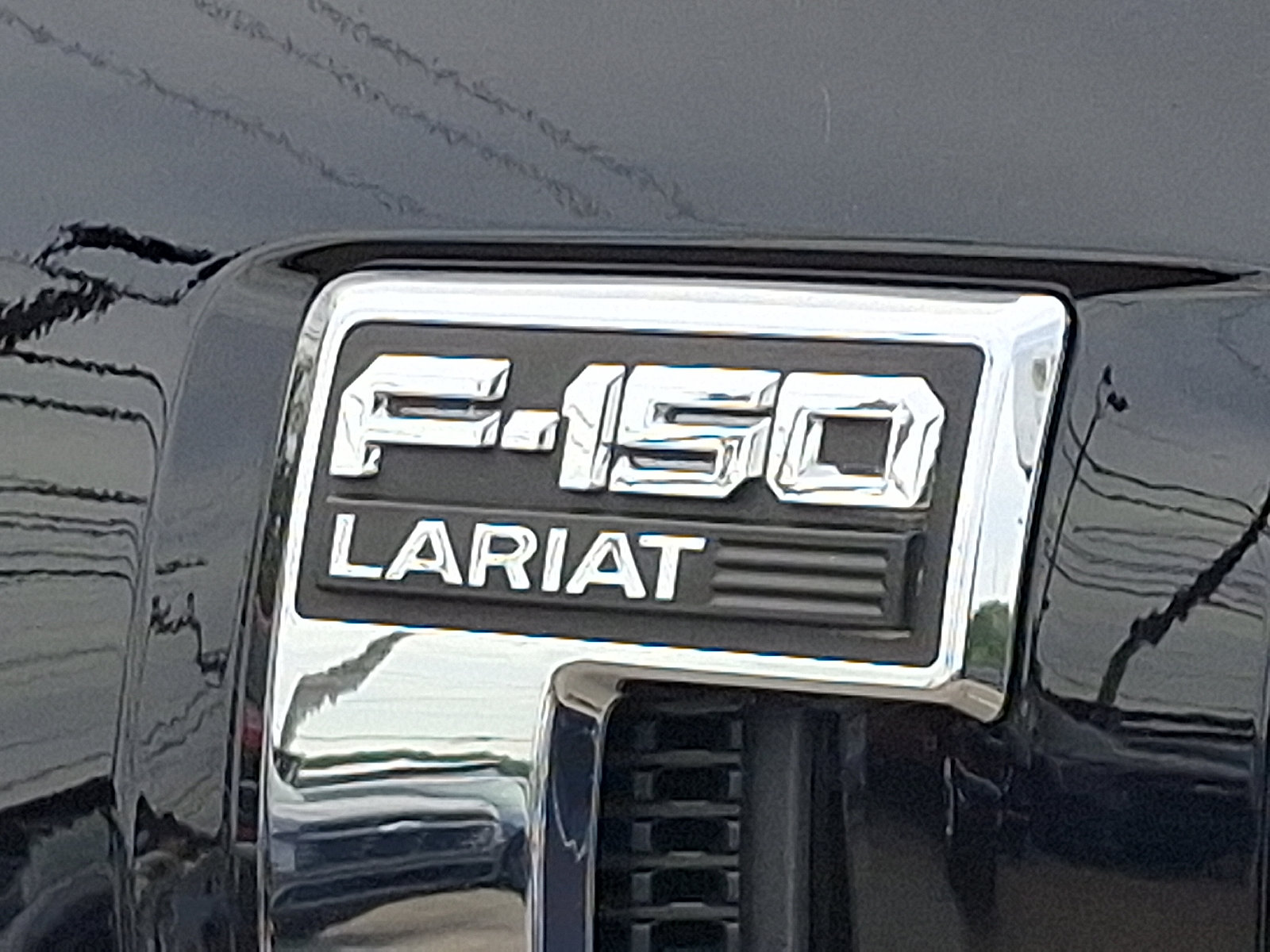 Certified 2025 Ford F150 Lariat w/ Equipment Group 502A High AWD/4WD image 31