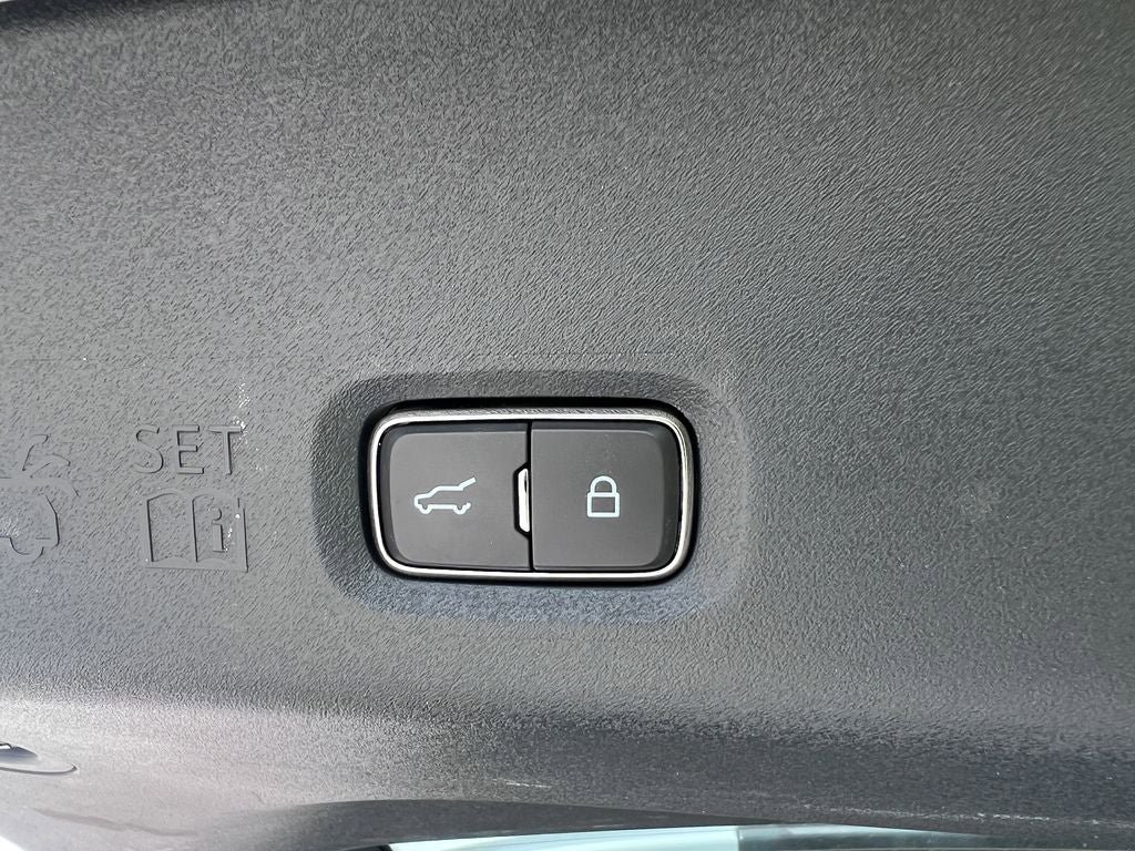 Certified 2025 Ford Expedition Platinum AWD/4WD image 19