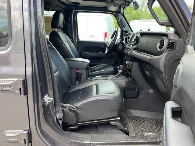 Used 2020 Jeep Wrangler Unlimited Sahara w/ Cold Weather Group AWD/4WD image 23