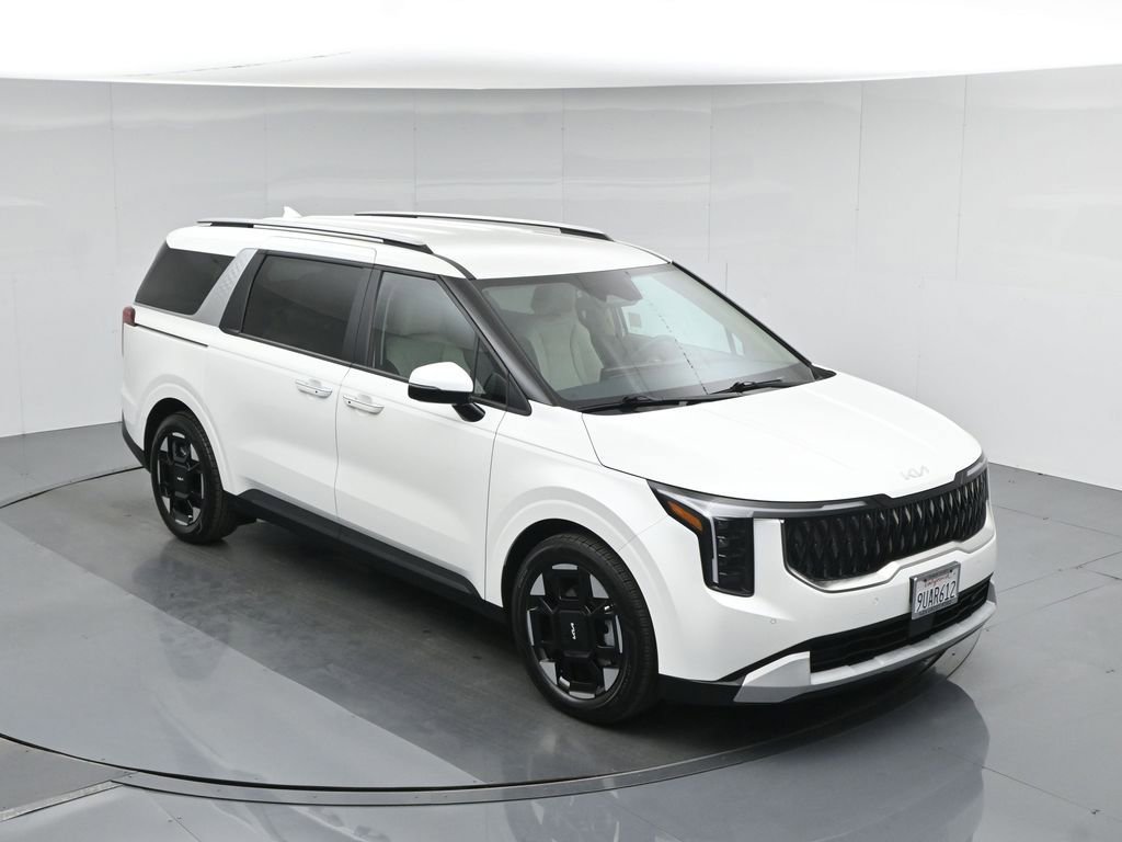Used 2025 Kia Carnival EX image 46