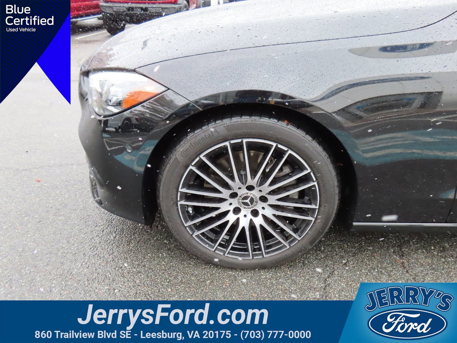 Used 2025 Mercedes-Benz C 300 4MATIC Sedan image 12