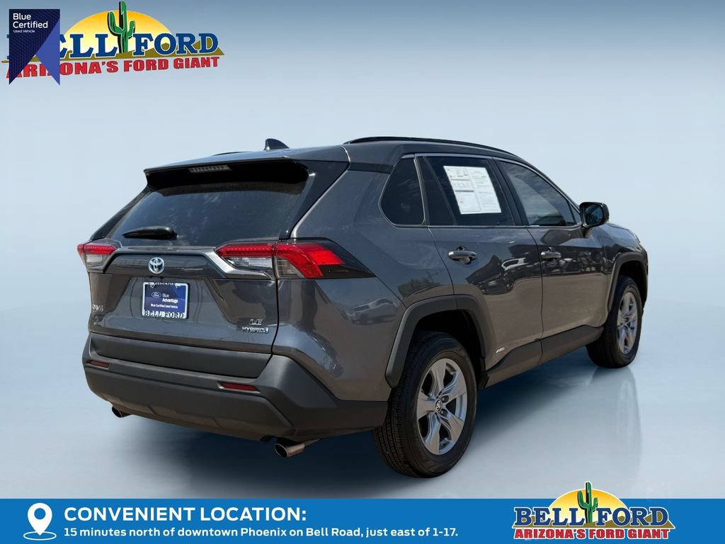 Used 2022 Toyota RAV4 LE AWD/4WD image 3