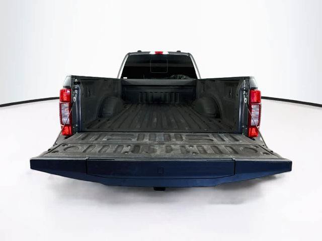 Certified 2022 Ford F250 Lariat w/ Tremor Off-Road Package AWD/4WD image 21