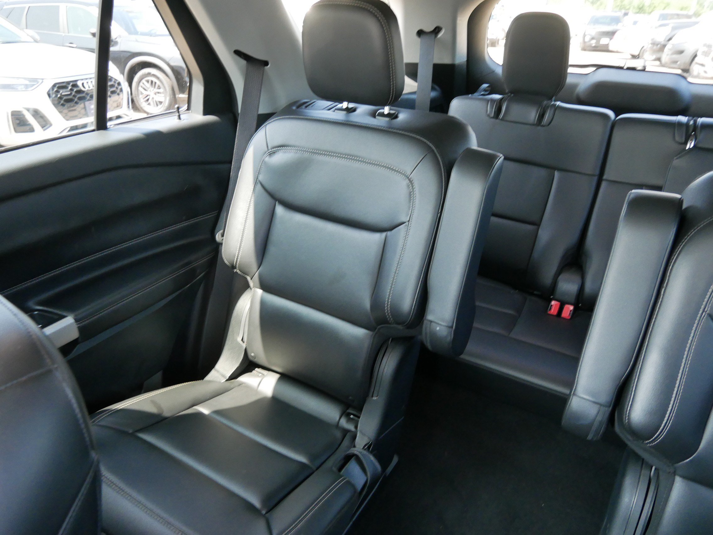 Certified 2023 Ford Explorer XLT w/ Equipment Group 202A AWD/4WD image 12