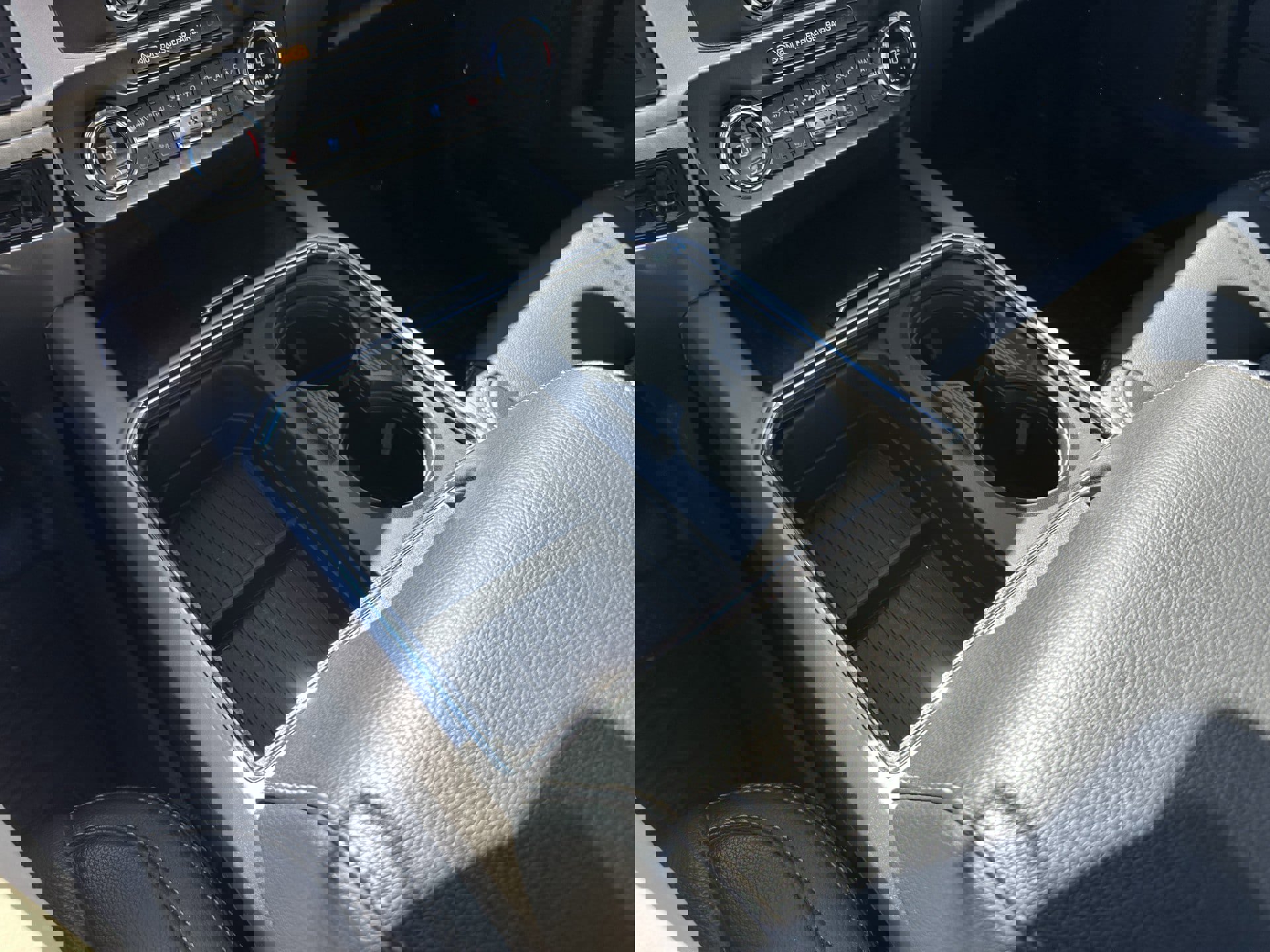 Certified 2022 Ford F350 Lariat w/ Tremor Off-Road Package image 14