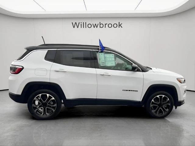 Used 2023 Jeep Compass Limited w/ Sun and Sound Group AWD/4WD image 6