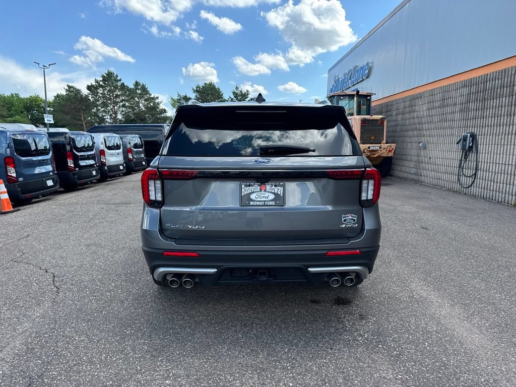 Certified 2025 Ford Explorer Platinum w/ Ultimate Package AWD/4WD image 6