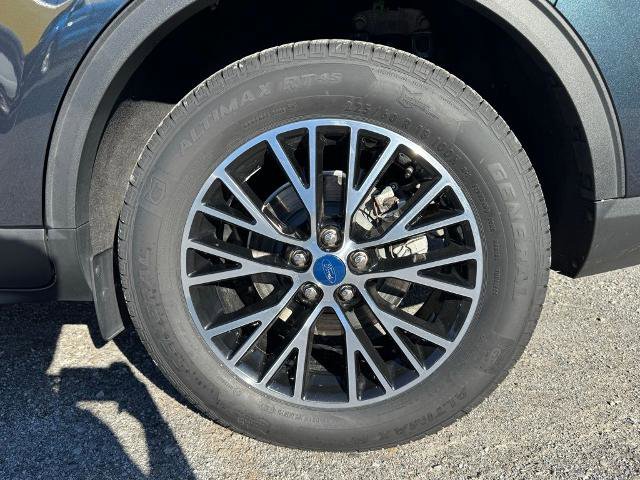 Certified 2022 Ford Escape SEL w/ Technology Package FWD image 25