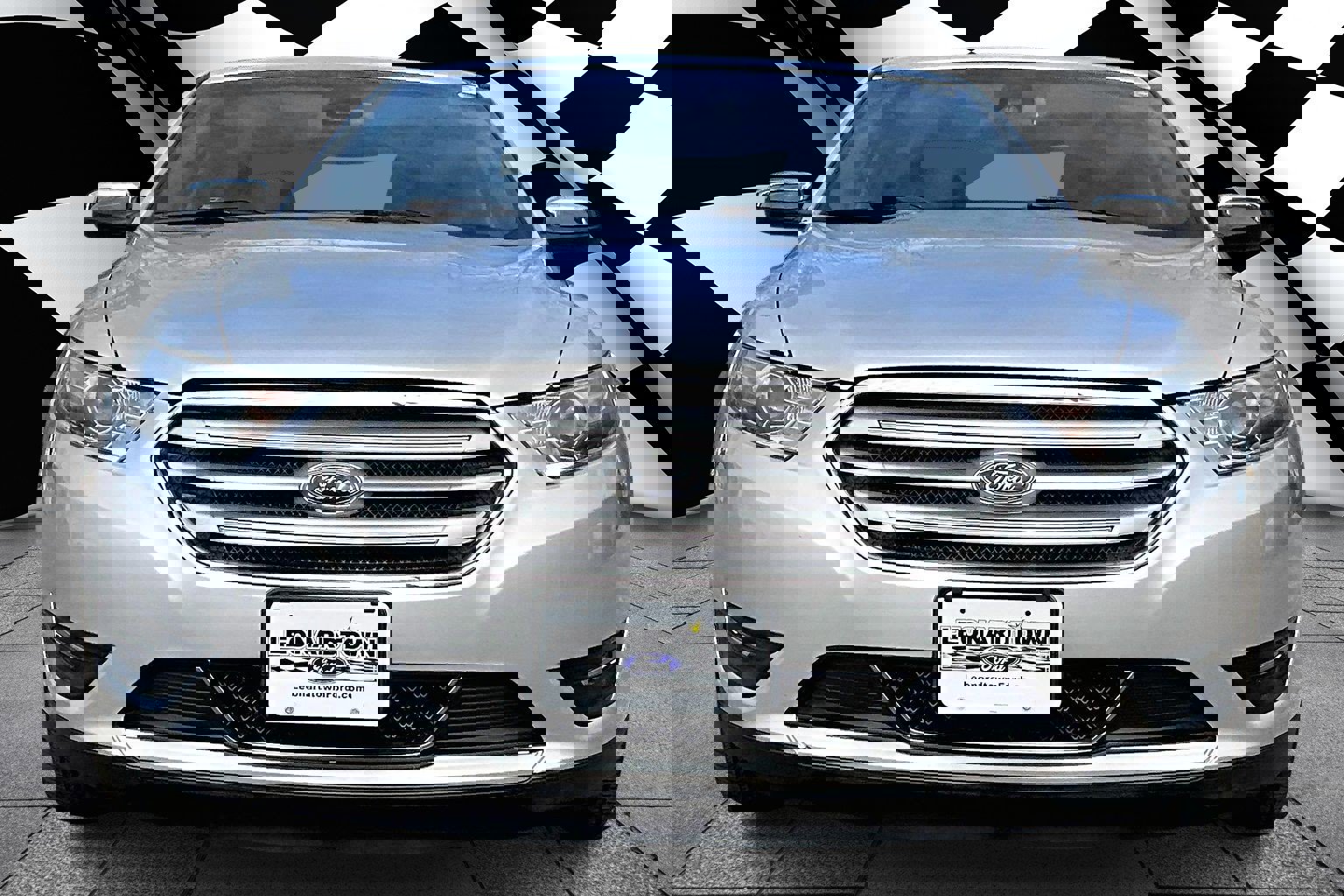 Certified 2017 Ford Taurus Limited image 6