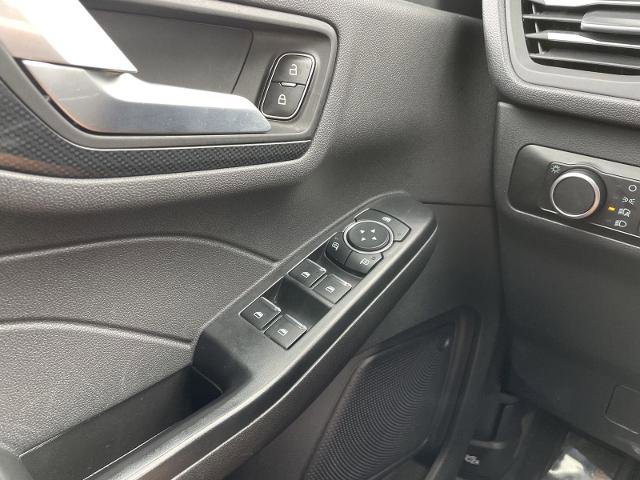 Certified 2025 Ford Escape ST-Line AWD/4WD image 28