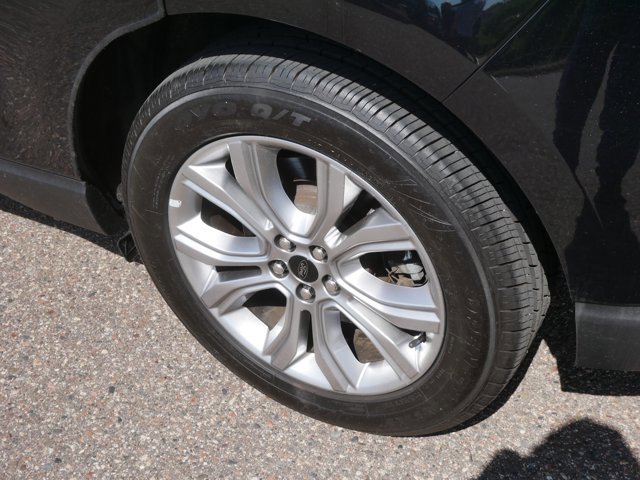 Certified 2023 Ford Edge Titanium w/ Equipment Group 301A AWD/4WD image 8