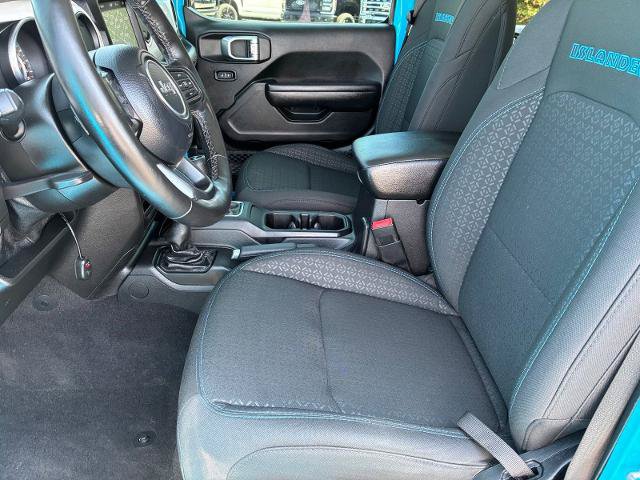 Used 2021 Jeep Wrangler Unlimited Sport AWD/4WD image 14