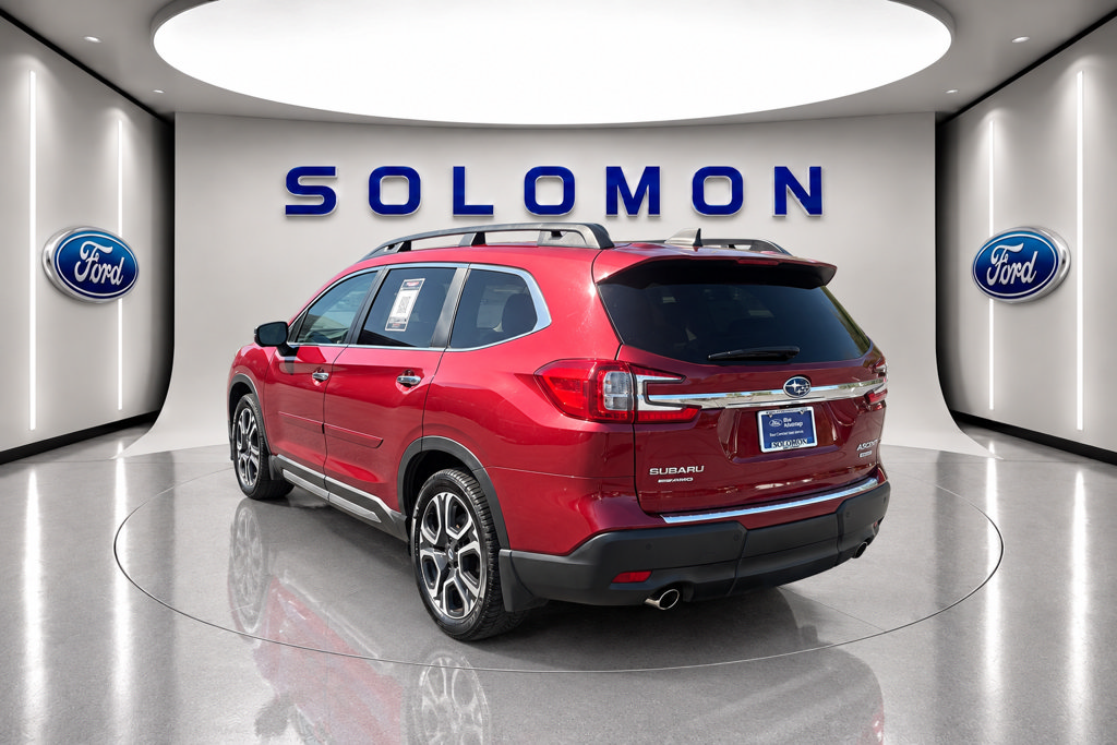 Used 2023 Subaru Ascent Touring AWD/4WD image 3