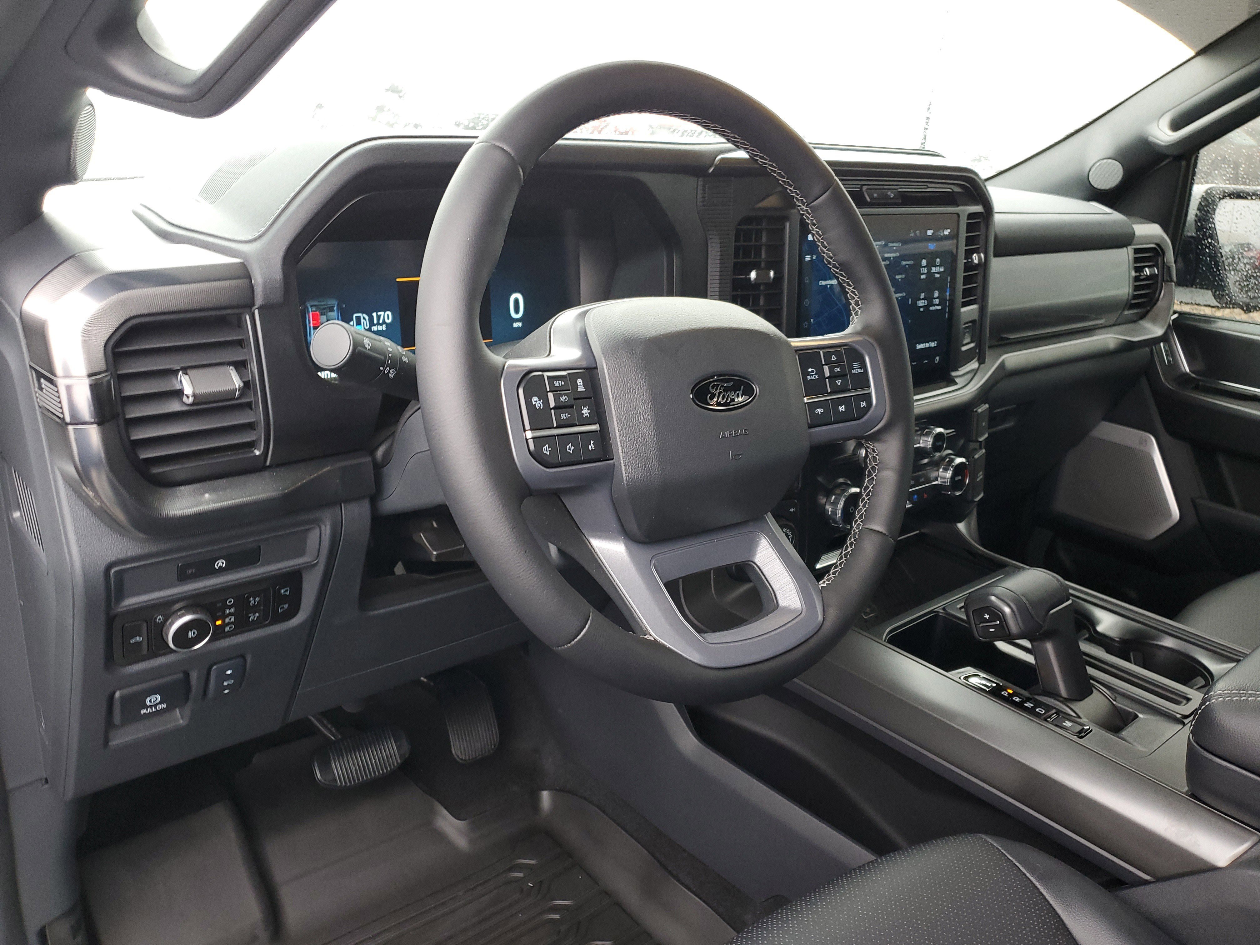 Certified 2025 Ford F150 Lariat w/ Equipment Group 502A High image 17