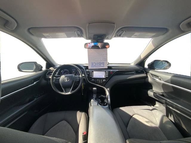 Used 2019 Toyota Camry LE image 14