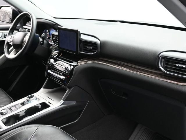 Certified 2023 Ford Explorer Limited w/ Equipment Group 301A image 29