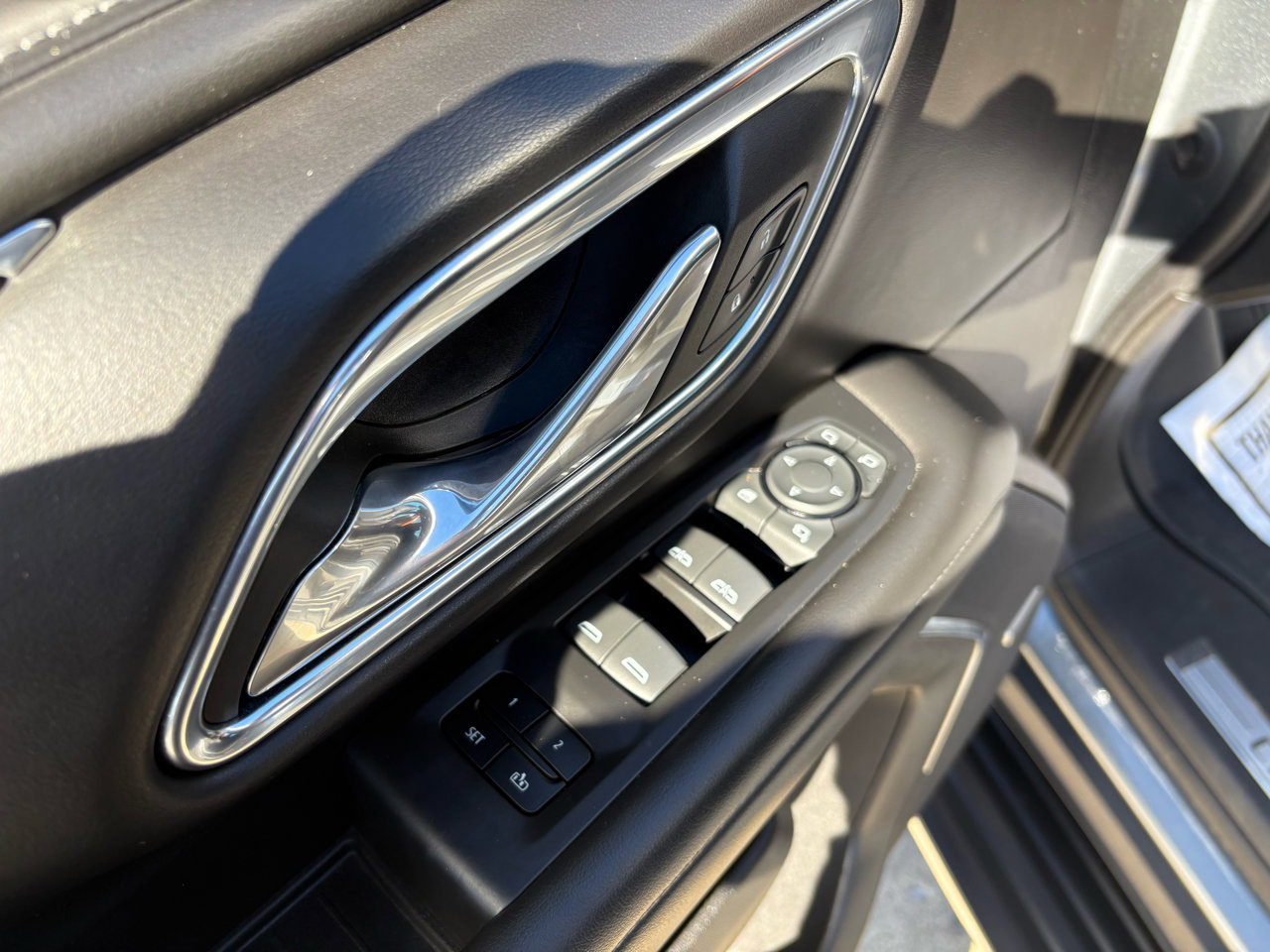 Used 2023 Chevrolet Tahoe LT w/ Luxury Package image 14