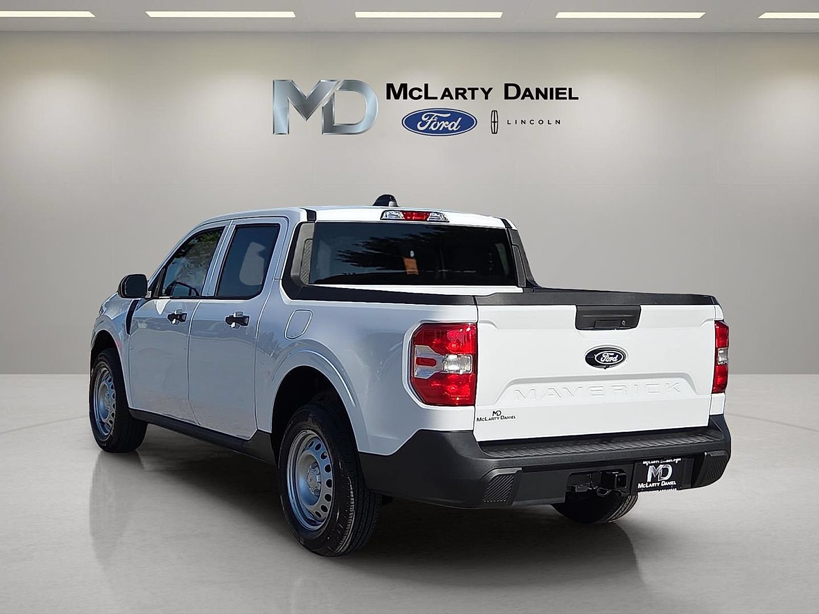 Certified 2026 Ford Maverick XL FWD image 4