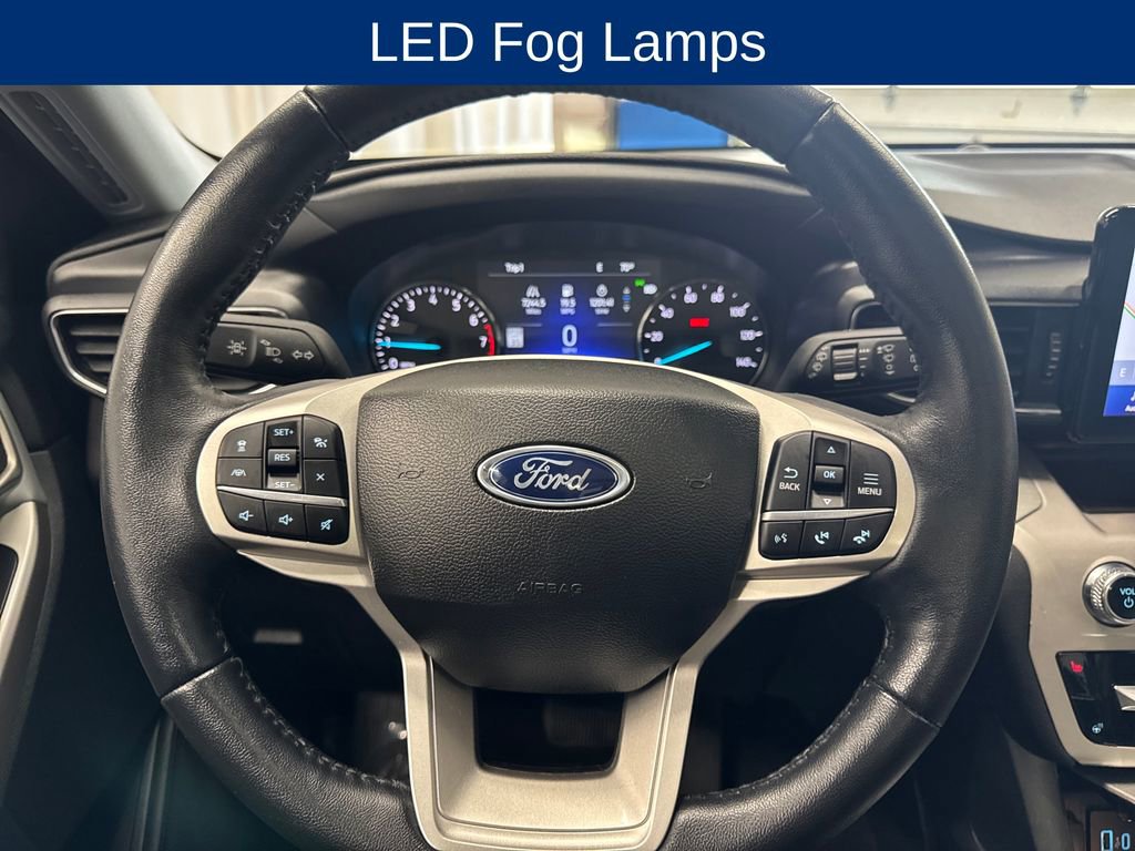Certified 2023 Ford Explorer XLT w/ Equipment Group 202A AWD/4WD image 17