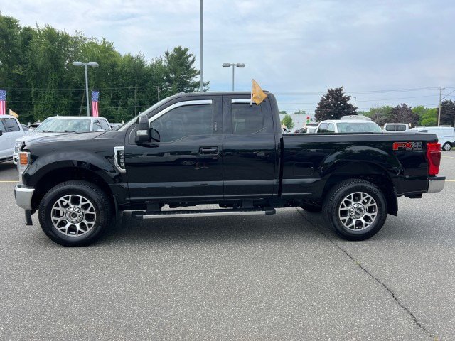 Certified 2022 Ford F350 Lariat w/ Lariat Value Package AWD/4WD image 4