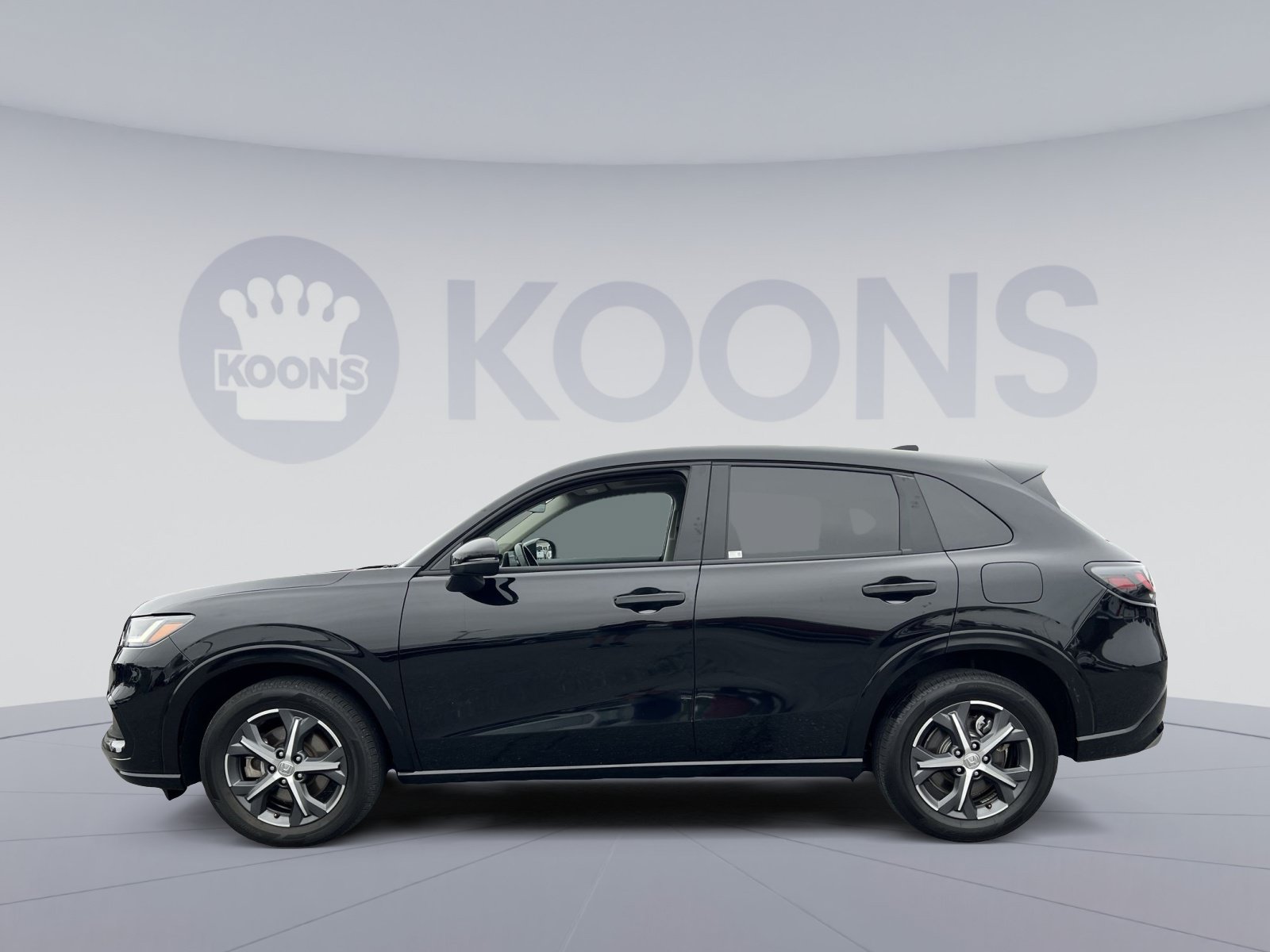 Used 2024 Honda HR-V EX-L image 2