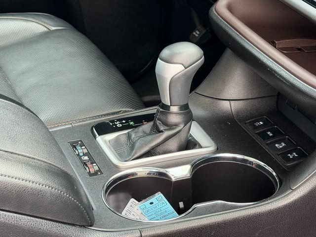 Used 2018 Toyota Highlander Limited AWD/4WD image 33