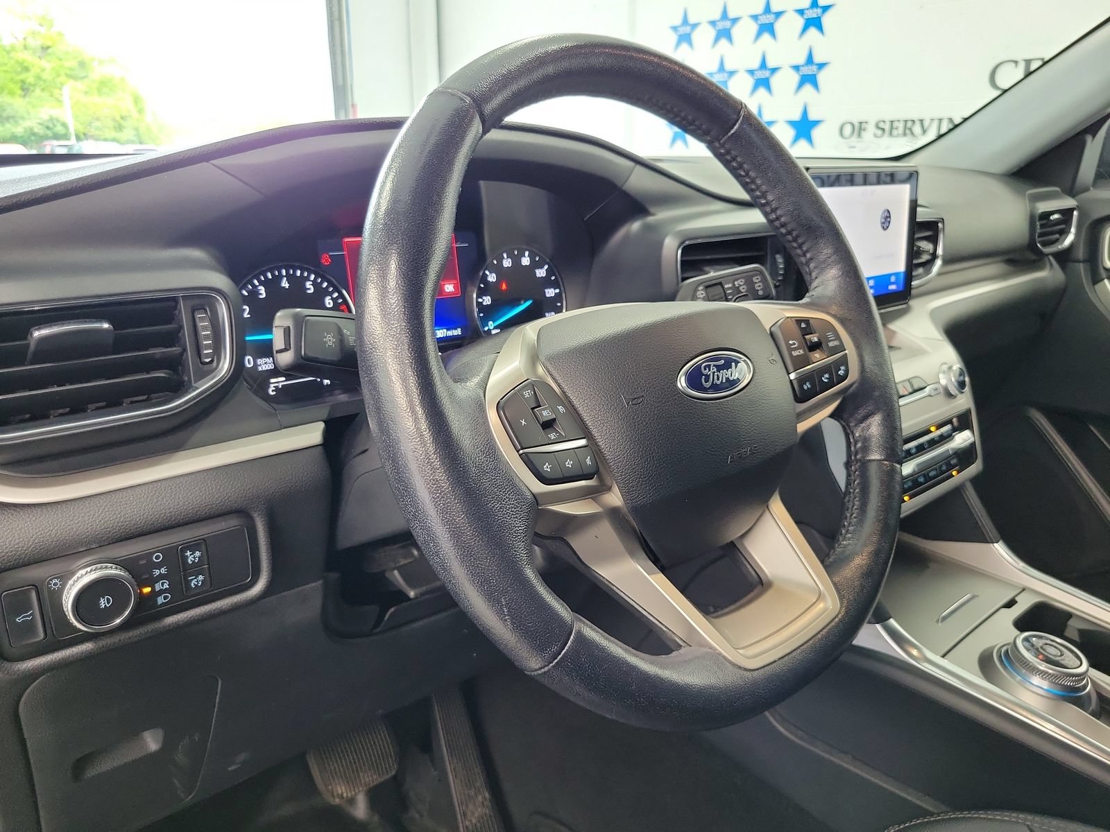 Certified 2020 Ford Explorer XLT w/ Equipment Group 202A AWD/4WD image 10