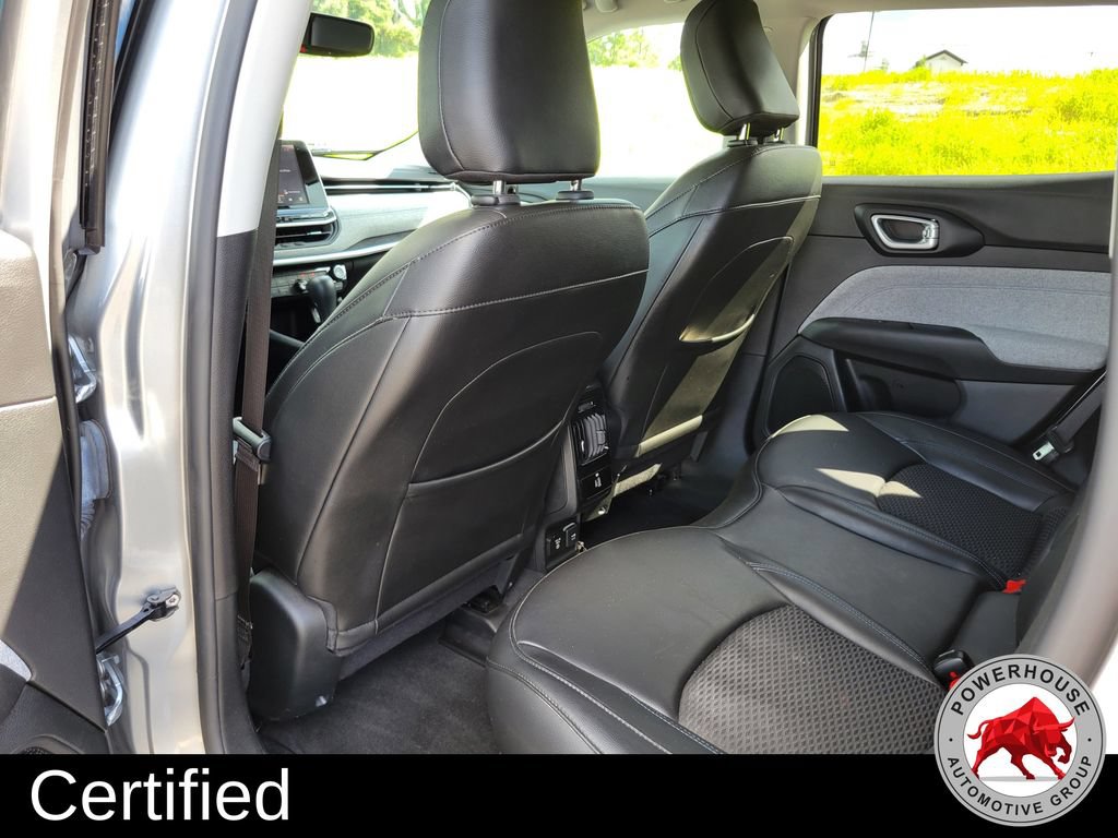 Used 2022 Jeep Compass Latitude w/ Convenience Group AWD/4WD image 16