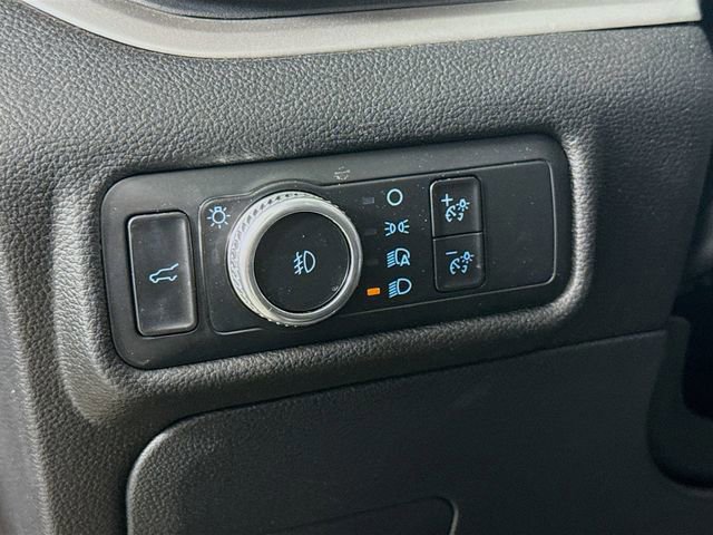 Certified 2022 Ford Explorer XLT w/ Equipment Group 202A image 10