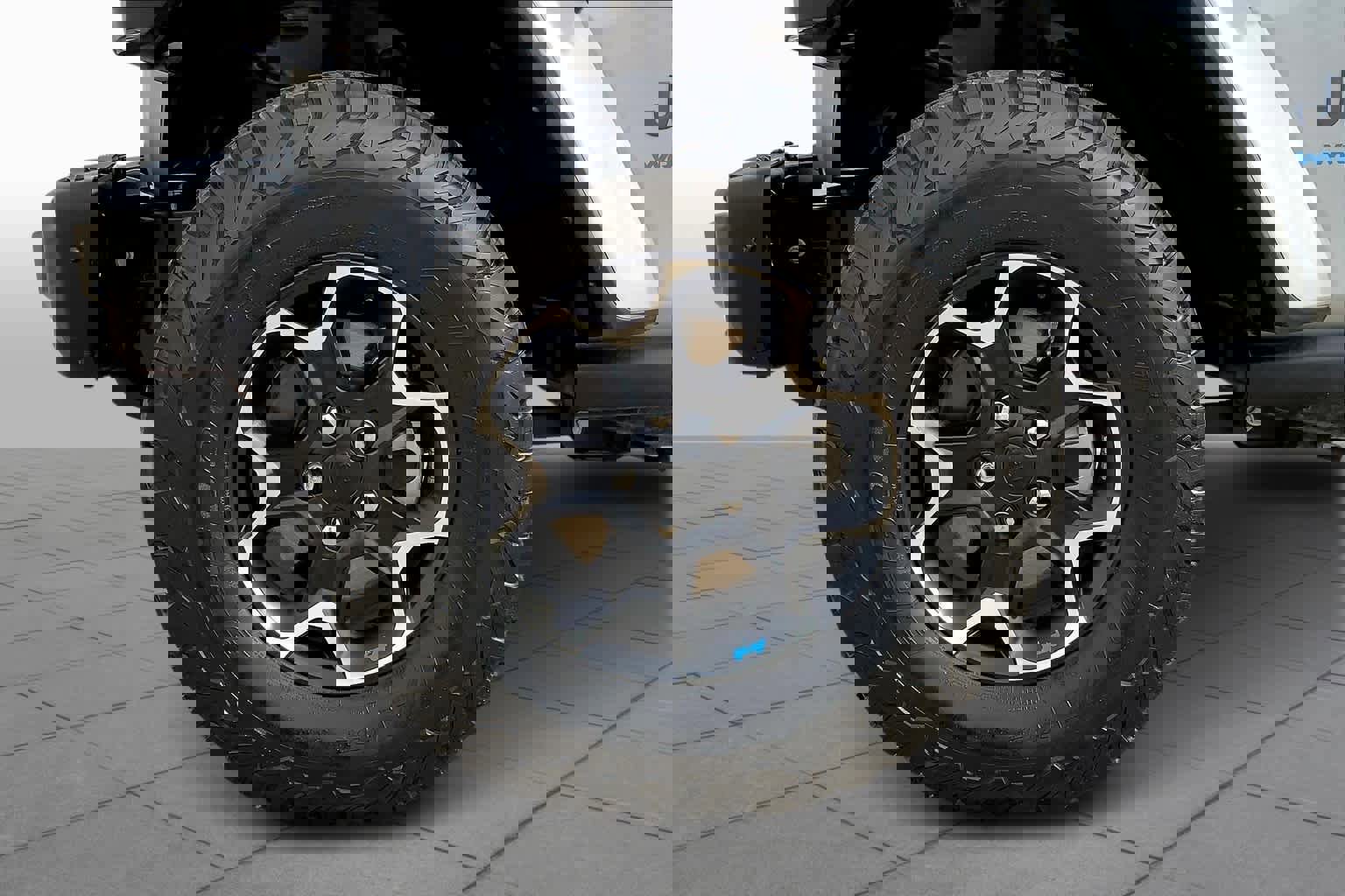 Used 2022 Jeep Wrangler Unlimited Rubicon 4xe w/ Steel Bumper Group image 19