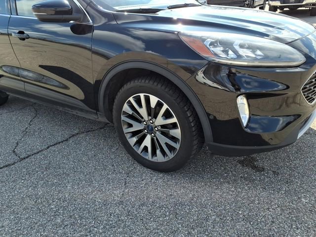 Certified 2020 Ford Escape Titanium image 6