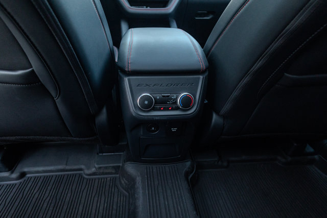 Certified 2025 Ford Explorer ST image 12