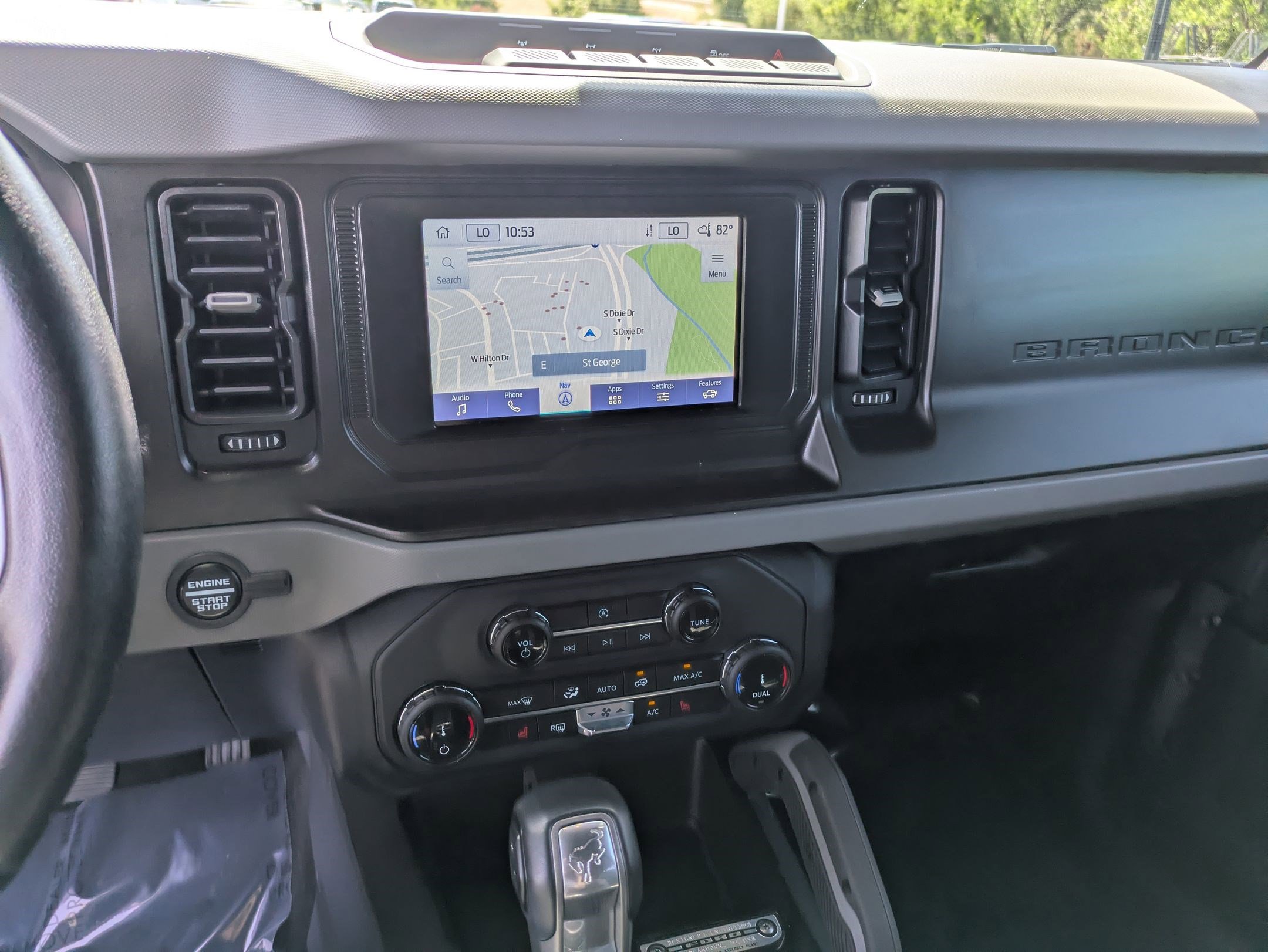 Certified 2022 Ford Bronco Big Bend w/ Sasquatch Package AWD/4WD image 26