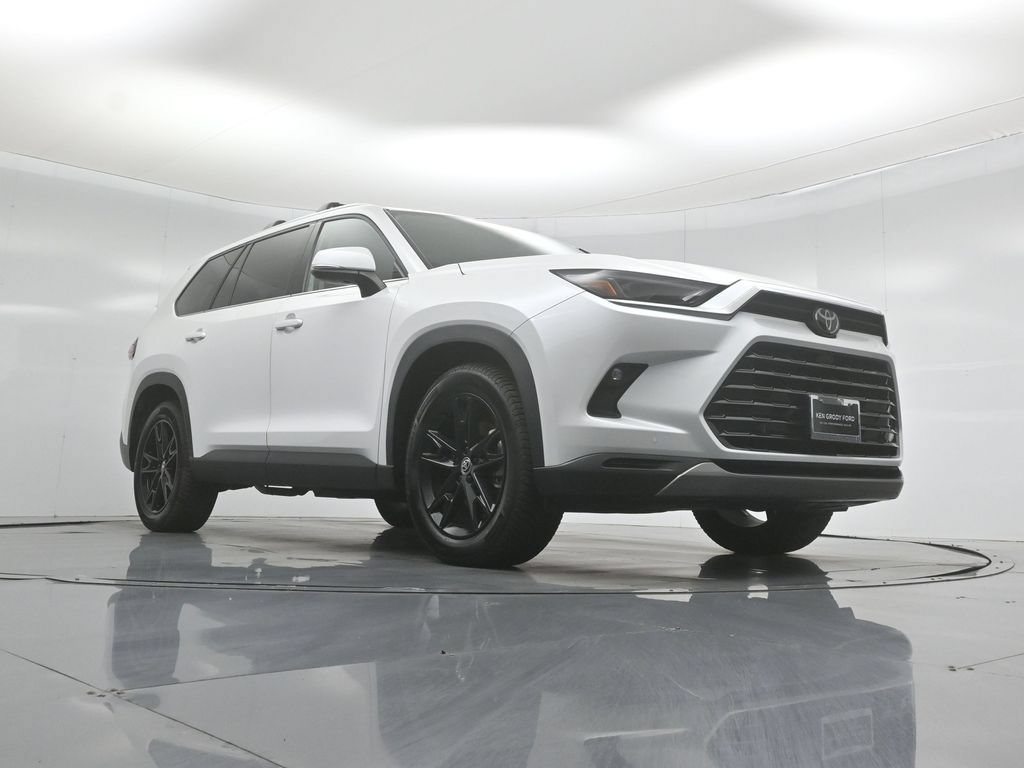 Used 2024 Toyota Grand Highlander AWD Hybrid image 44