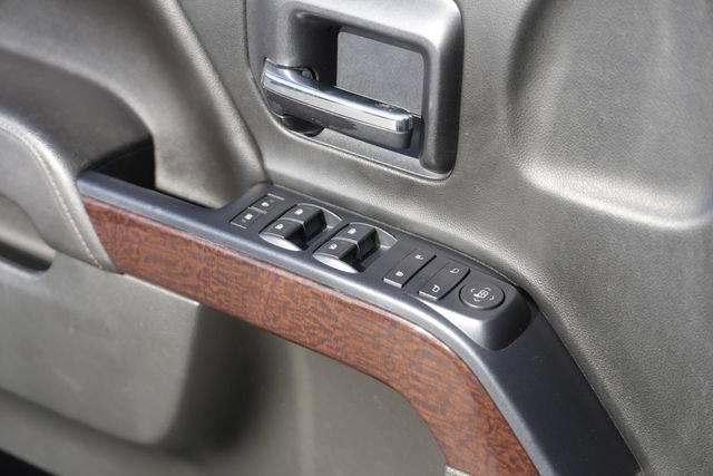 Used 2017 GMC Sierra 1500 SLE w/ SLE Value Package image 29