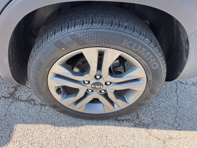 Used 2022 Kia Seltos S FWD image 8