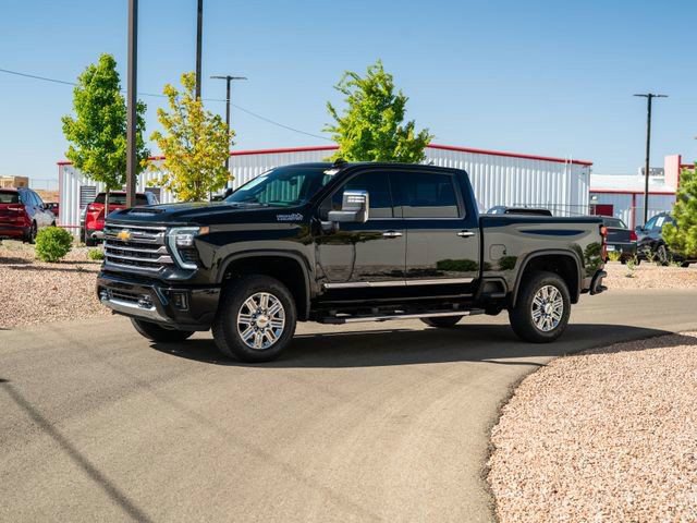 Used 2025 Chevrolet Silverado 2500 High Country w/ Technology Package AWD/4WD image 12