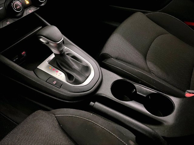 Used 2022 Kia Forte LXS FWD image 16