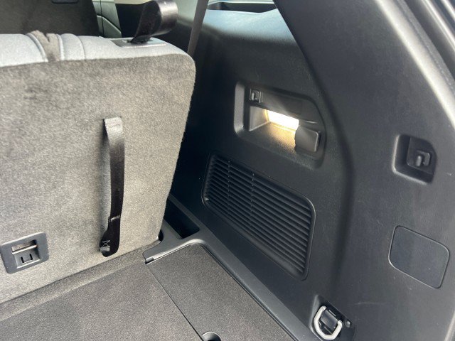 Certified 2025 Ford Explorer Active AWD/4WD image 31