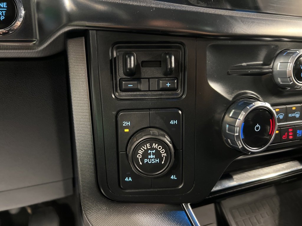 Certified 2022 Ford F150 Platinum w/ Equipment Group 701A High image 19