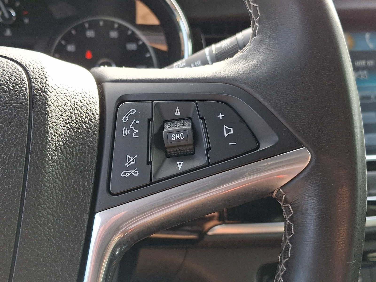 Used 2019 Buick Encore Preferred AWD/4WD image 21