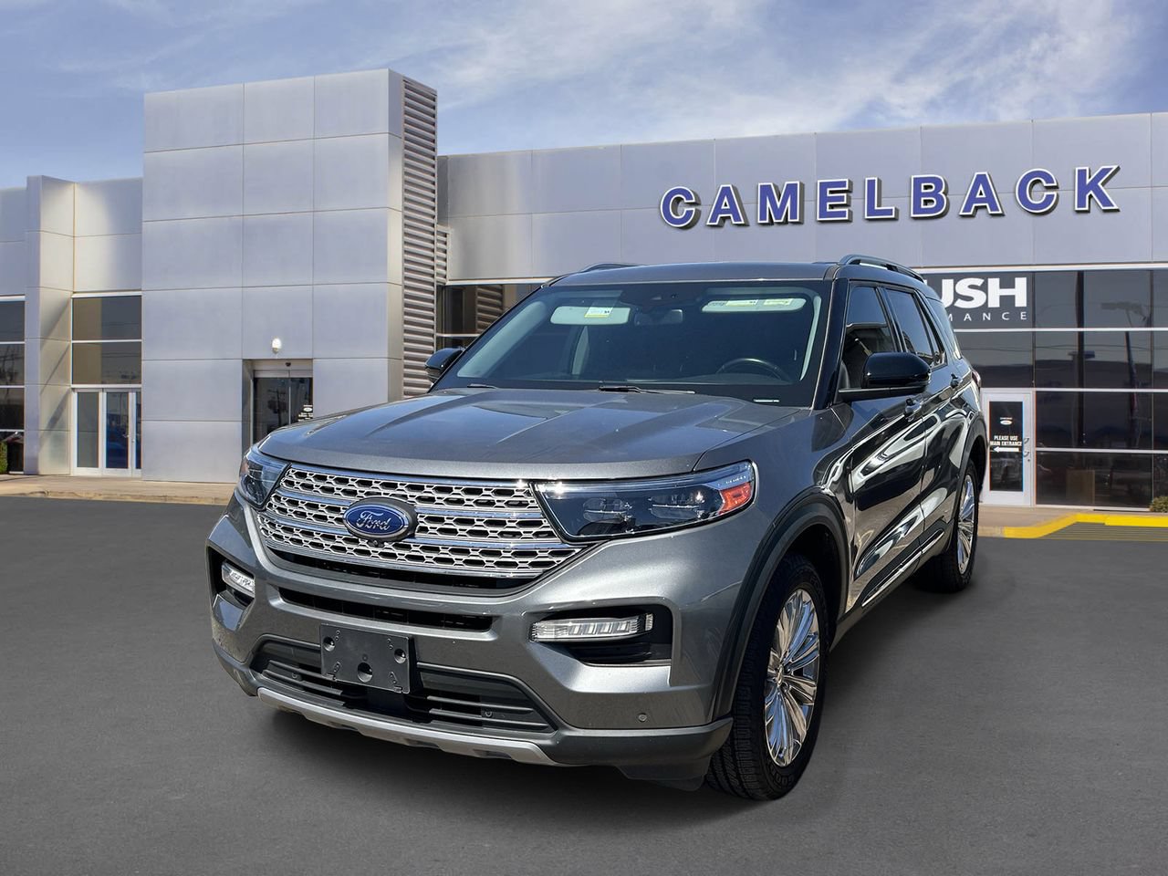 Certified 2022 Ford Explorer Limited w/ Equipment Group 301A AWD/4WD image 17