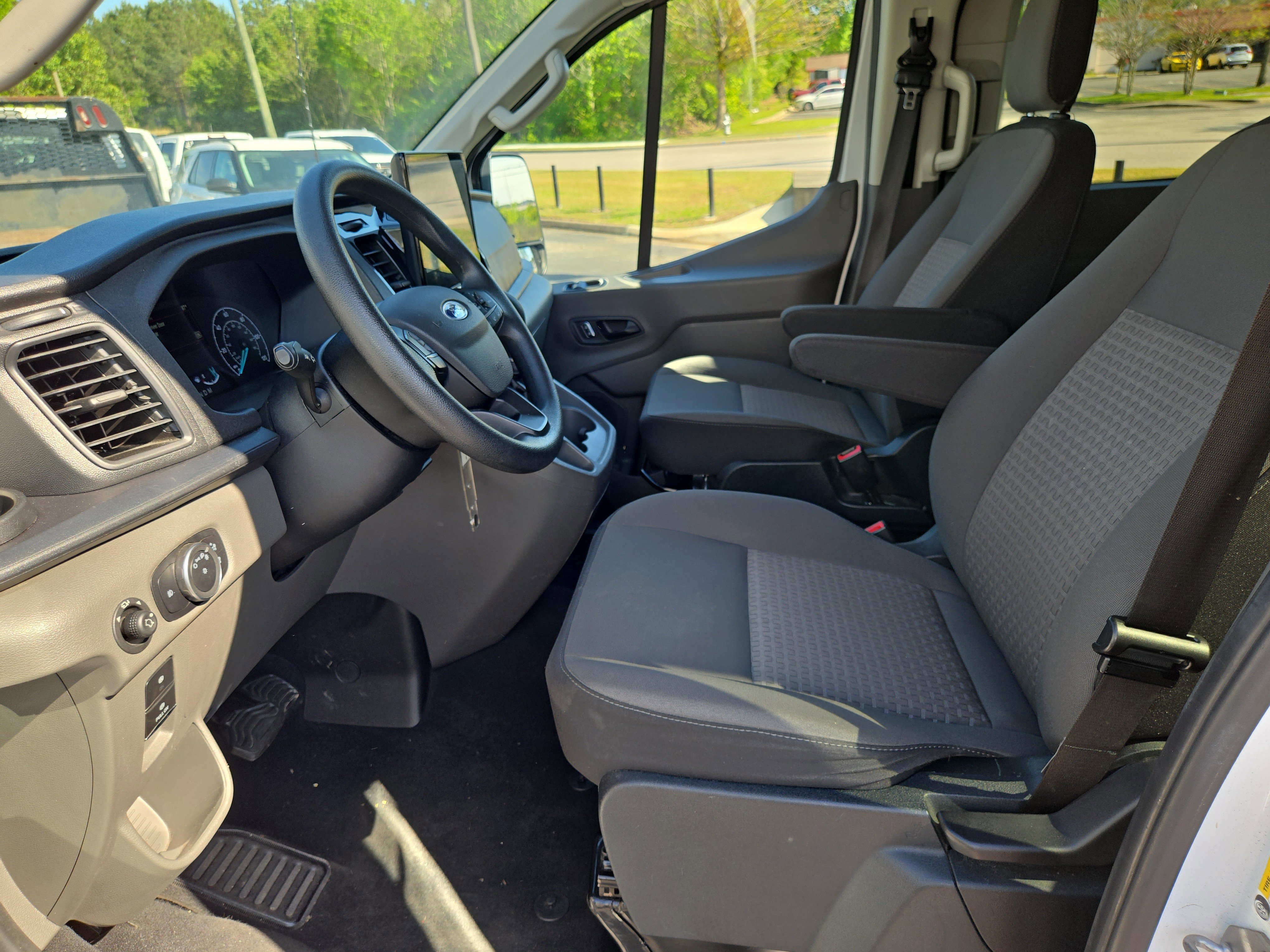 Certified 2023 Ford Transit 350 XLT image 25
