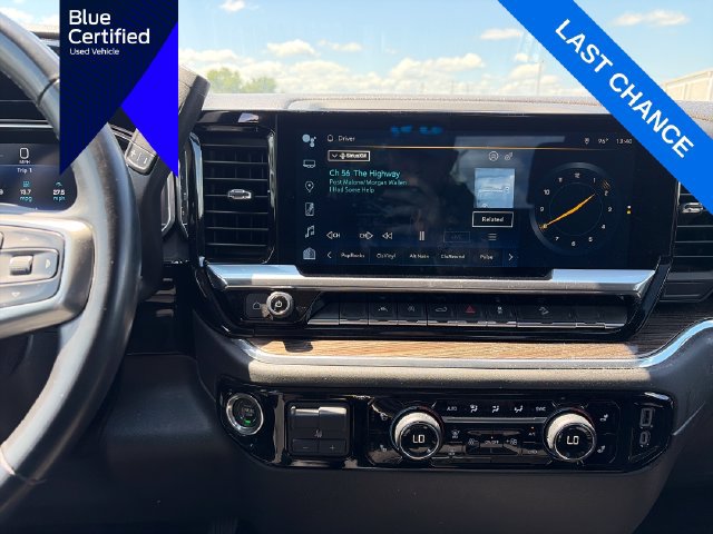 Used 2023 Chevrolet Silverado 1500 RST AWD/4WD image 33
