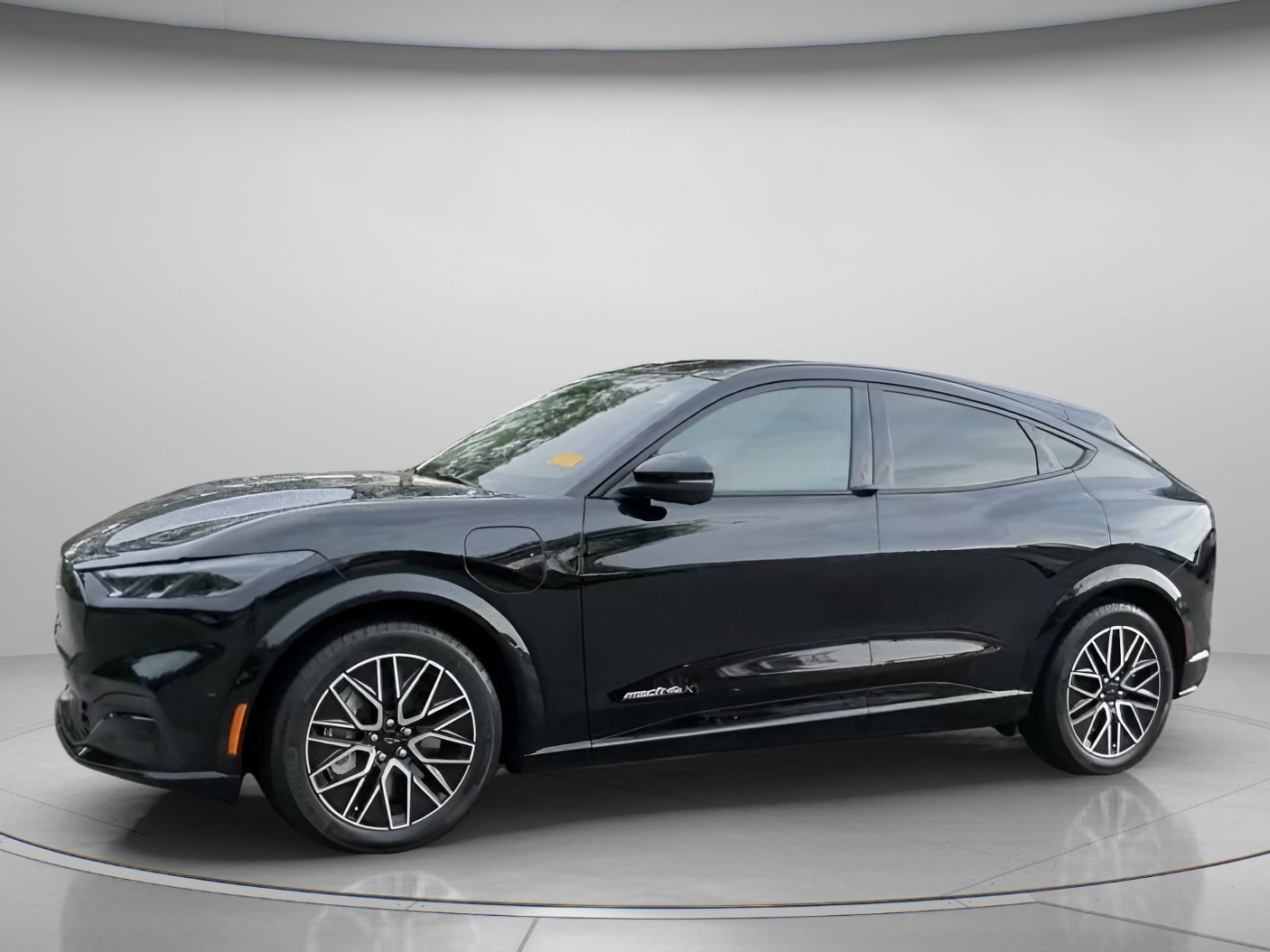 Certified 2024 Ford Mustang Mach-E Premium AWD/4WD image 14