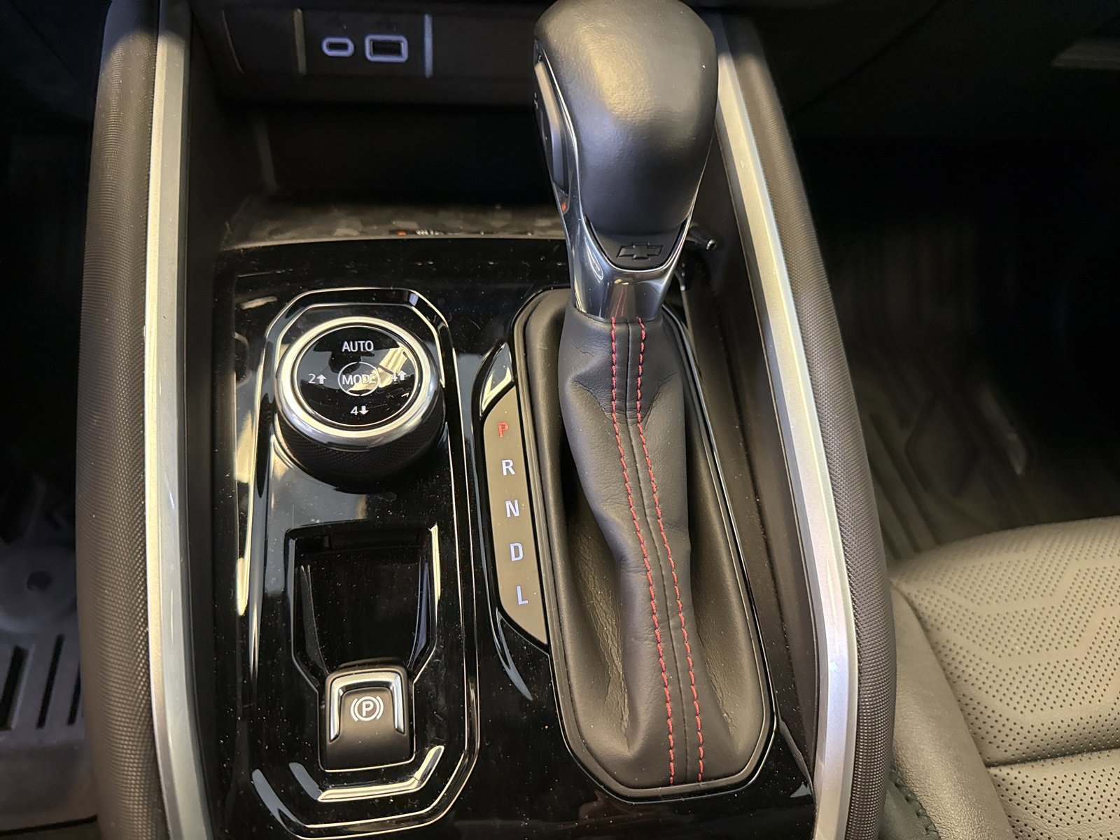 Used 2023 Chevrolet Colorado Z71 w/ Z71 Convenience Package 2 image 21