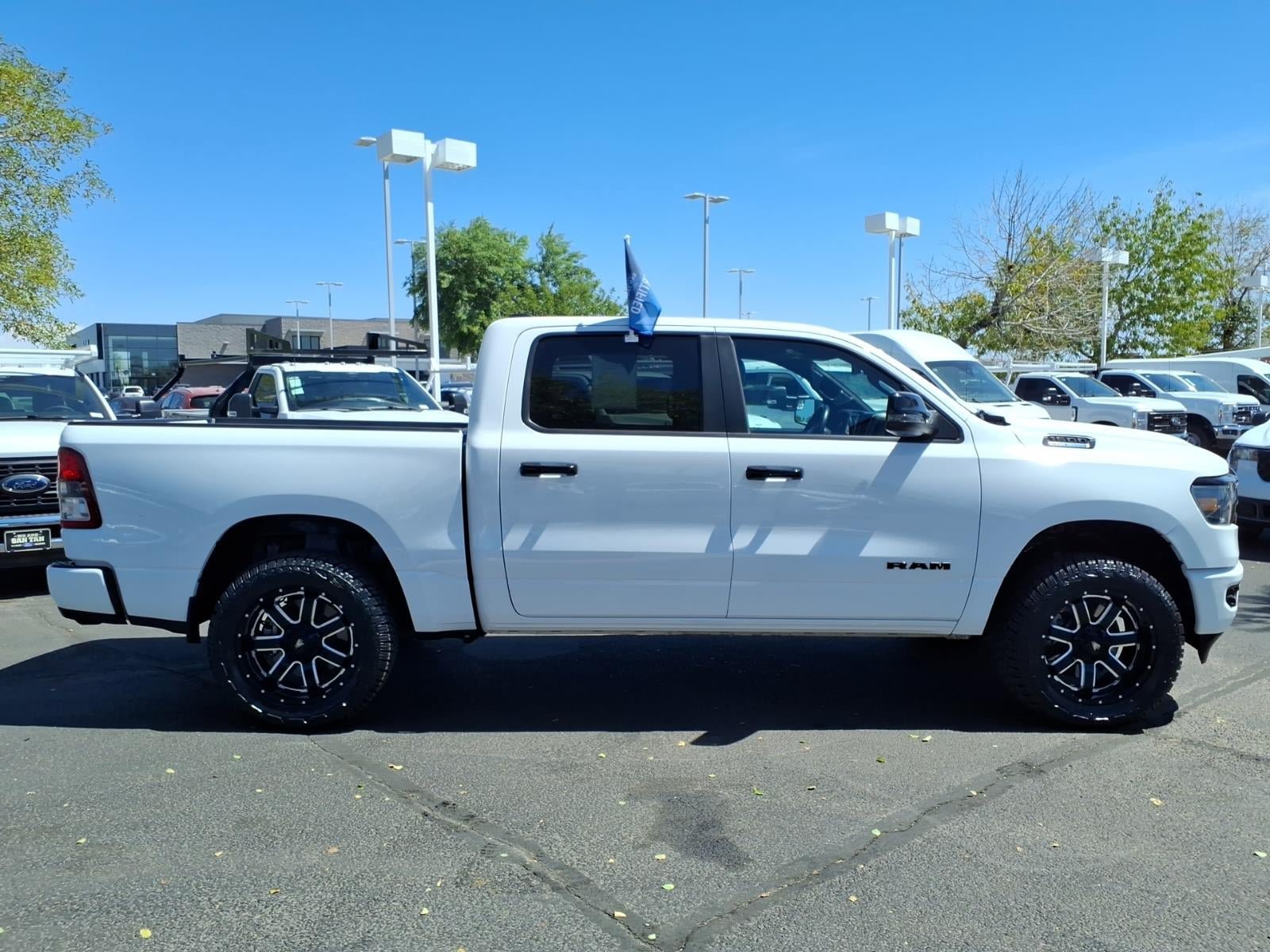 Used 2023 RAM 1500 Big Horn AWD/4WD image 3