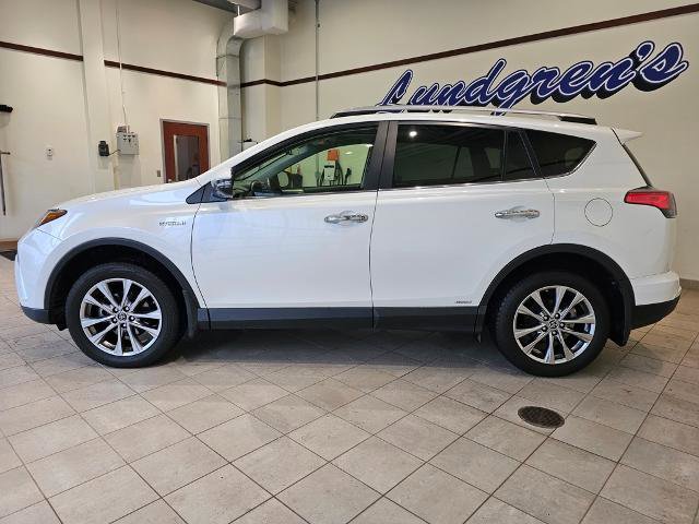 Used 2017 Toyota RAV4 Limited image 2