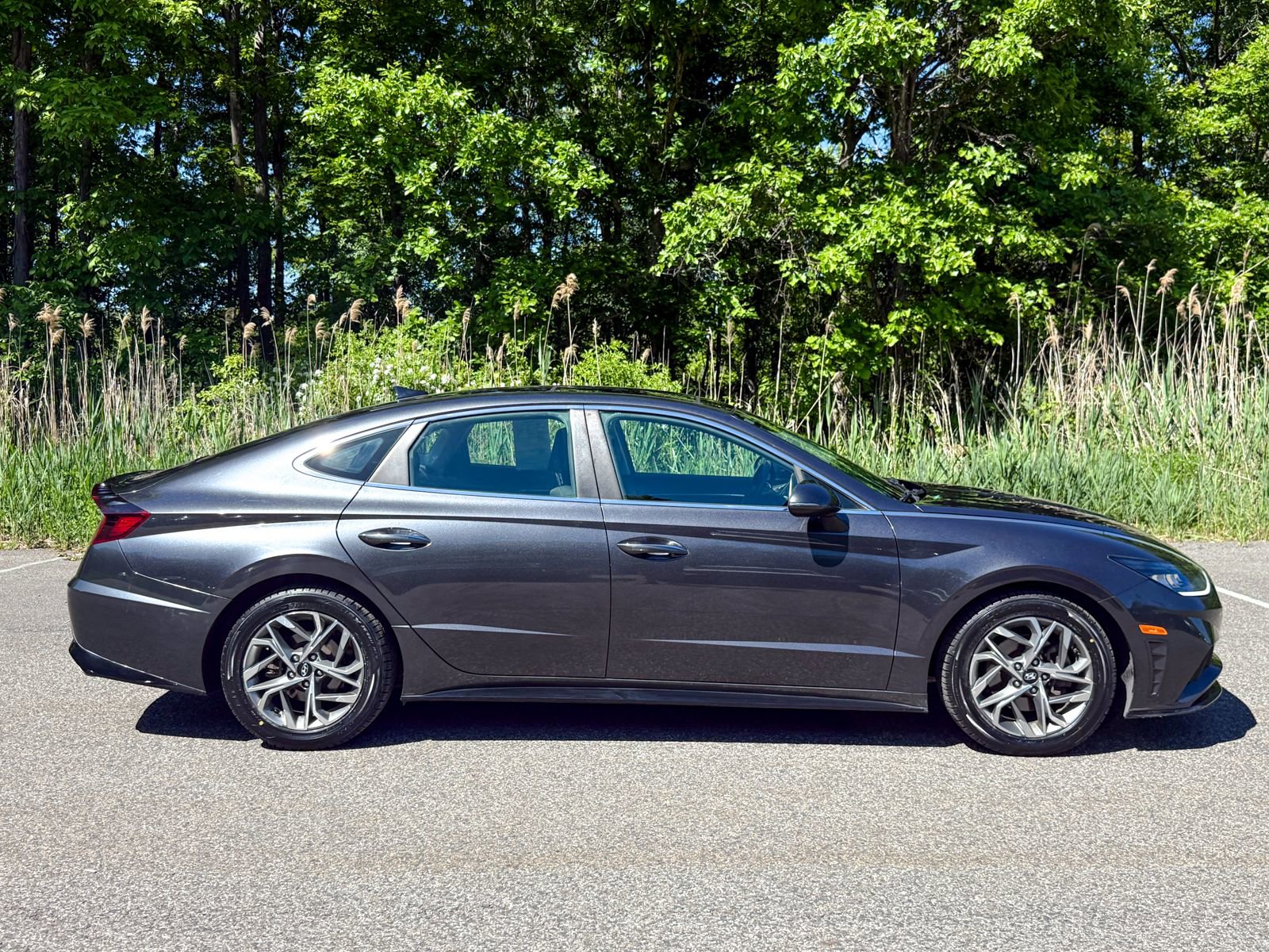 Used 2020 Hyundai Sonata SEL w/ Convenience + Sunroof Package FWD image 7