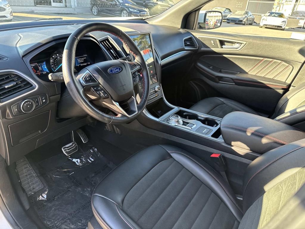 Certified 2023 Ford Edge ST-Line image 15